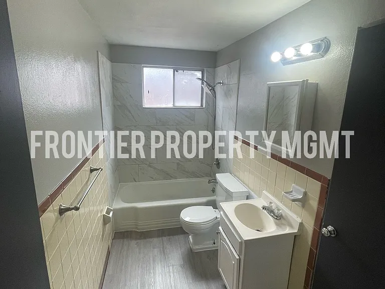 1000 Wild Cherry Ln — Photo 12