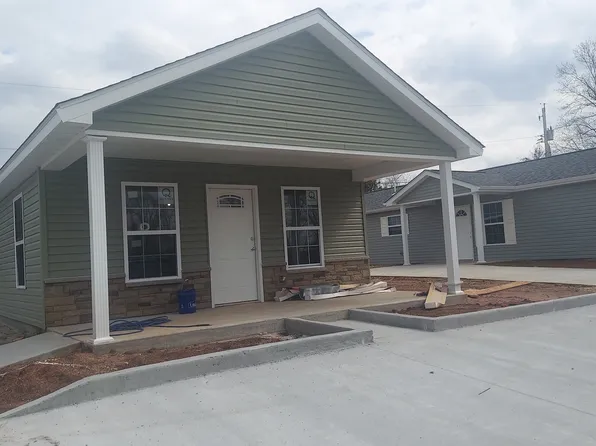 6418 Dunn Rd Trailer 10, Bonne Terre, MO 63628