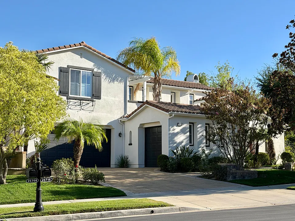 25716 Holly Oak Ct