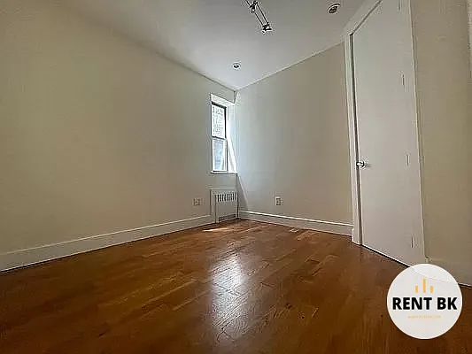 Rented by RENTBK LLC | media 9