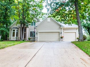 11137 Woods Trl N, Champlin, MN 55316