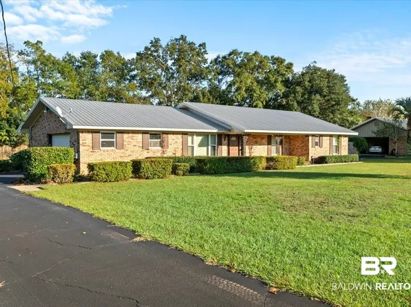 22582 Ridgewood Dr, Robertsdale, AL 36567