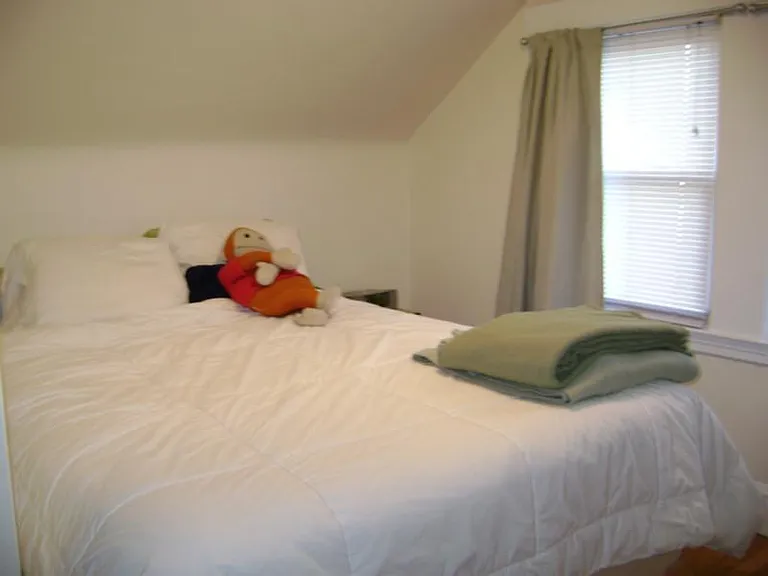 Hillcrest Cir — Photo 12
