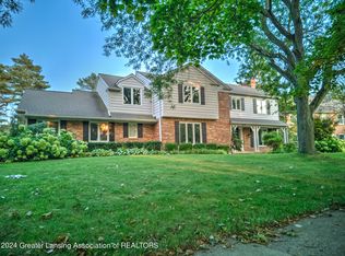1084 Applegate Ln, East Lansing, MI 48823