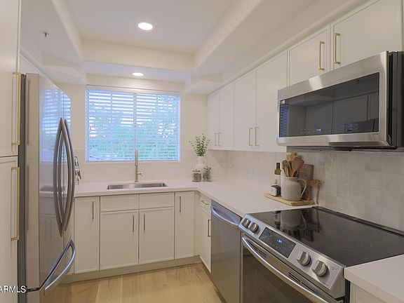 3rd image of 10101 N ARABIAN Trail #2043