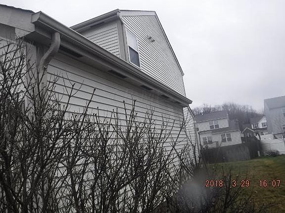 4th image of 8409 Union Dr
