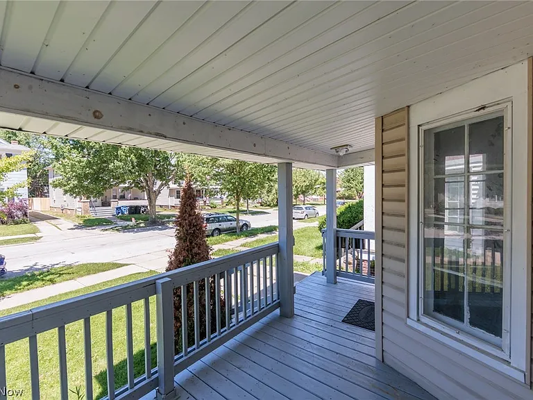 2035 Chesterland Ave #DOWN — Photo 6