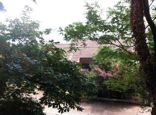 10658 Riviera Pl NE, Seattle, WA 98125