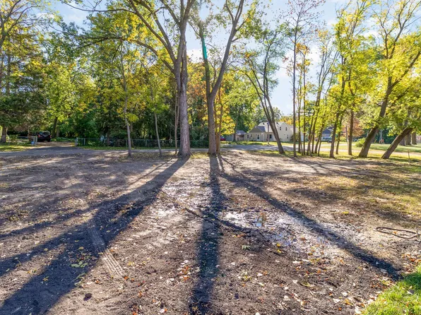 Clarence St, Saint Paul, MN 55110
