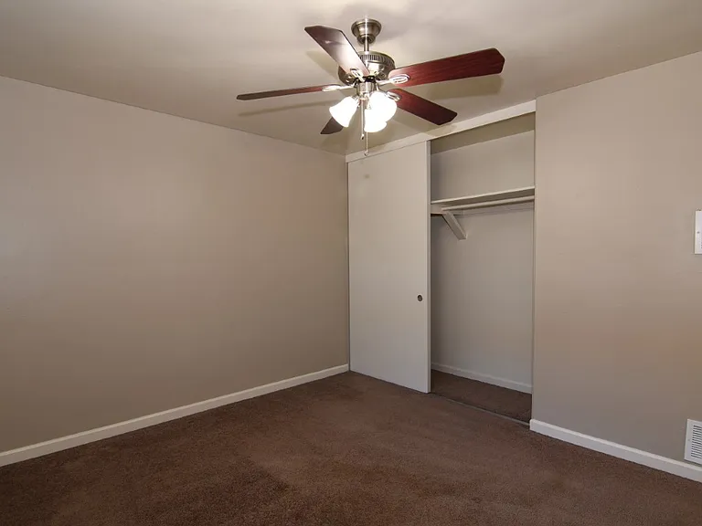 264 G St — Photo 9