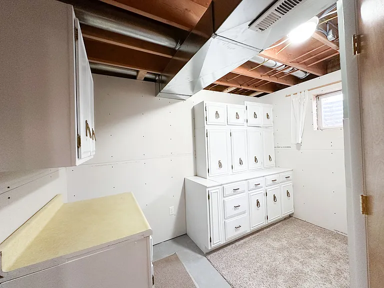 5706 Shannon Ct — Photo 17