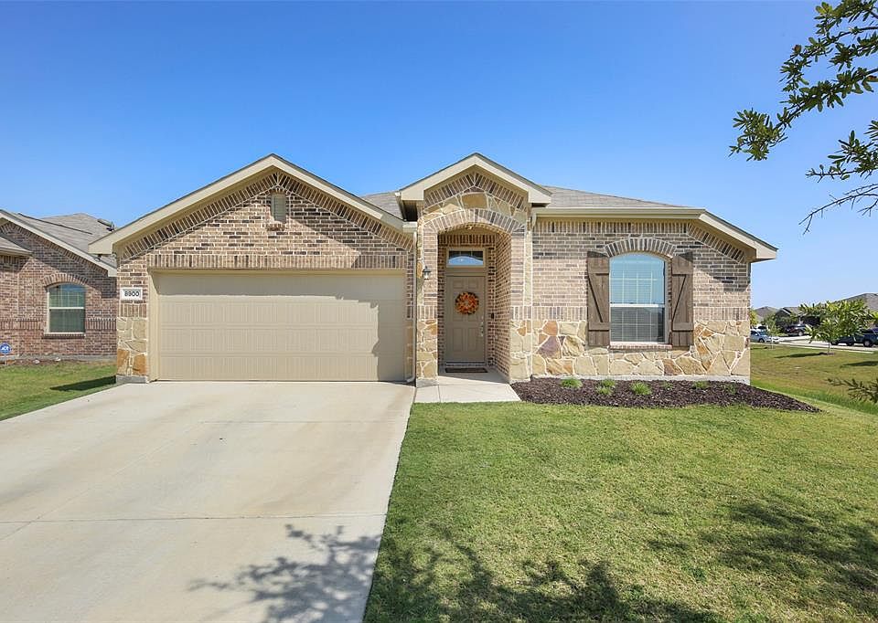 1st image of 8900 Zubia Ln
