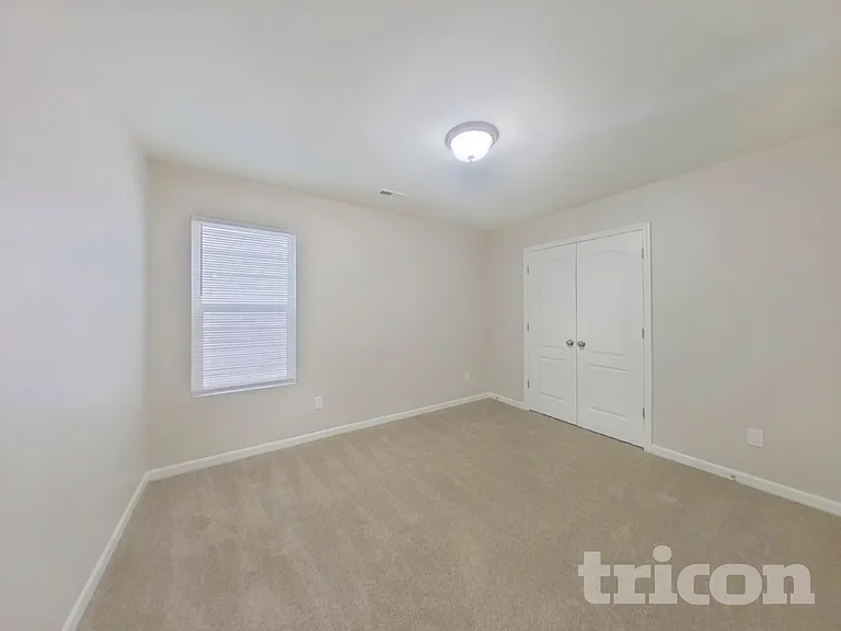 11335 Breezehill Ln — Photo 13