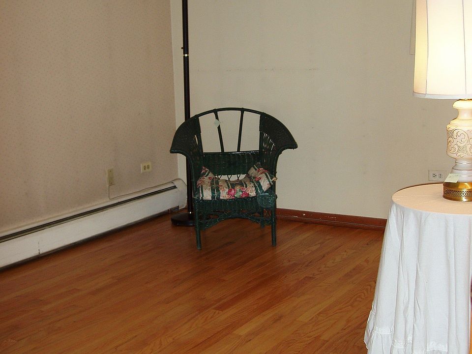 Large 2nd Bedroom