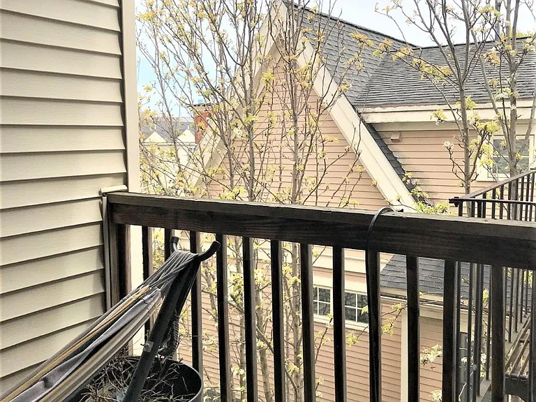 277 Putnam Ave — Photo 5