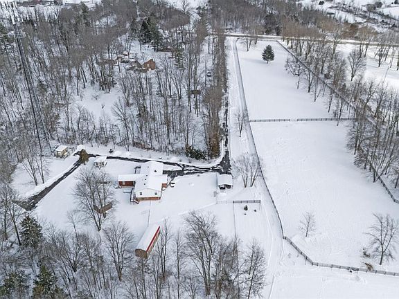 4th image of 6933 Cozaddale Rd