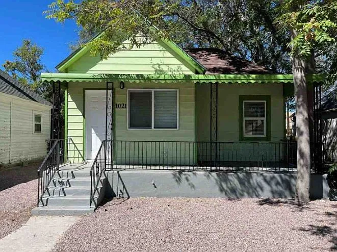 3 bed, 4792 sqft, $1,325 — Photo 2