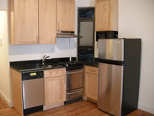 Rented by Vickers Realty | media 3