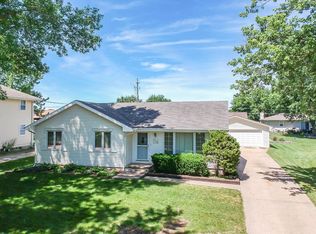 706 NW Chapel Dr, Ankeny, IA 50023