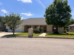 1143 Eagle Vw, Pleasanton, TX 78064