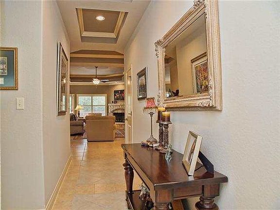 4th image of 105 Primrose Ln