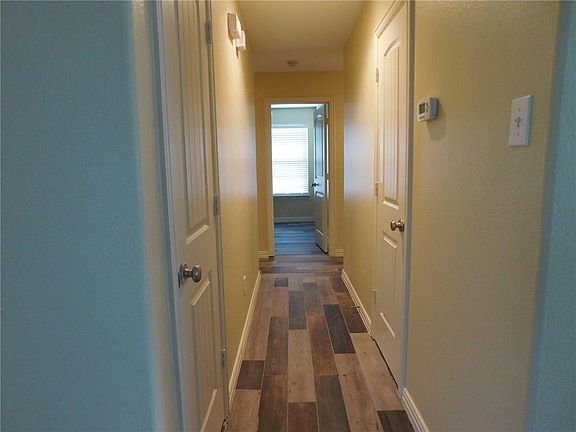 5th image of 152 Austin Way