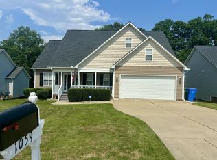 1059 S Willhaven Dr, Fuquay Varina, NC 27526