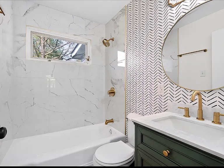 127 Yankee Dr — Photo 10