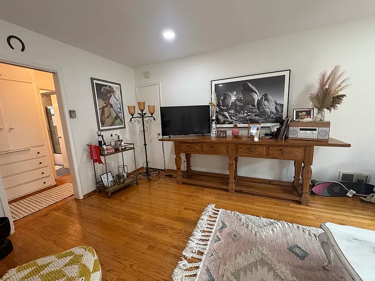 1235 E Appleton St #2 — Photo 12
