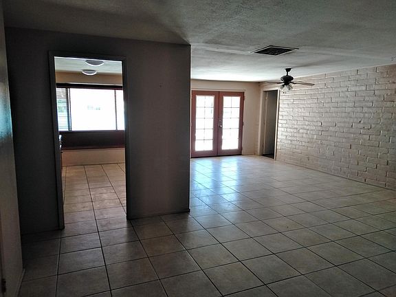 5th image of 8452 E Rosewood St