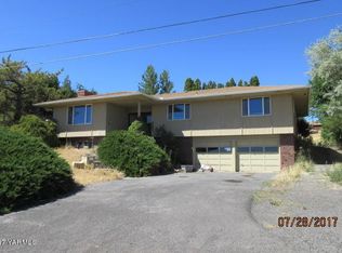 4407 Hillcrest Dr, Yakima, WA