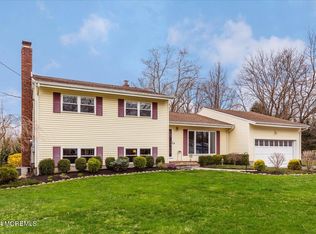 36 Willow Rd, Tinton Falls, NJ 07724
