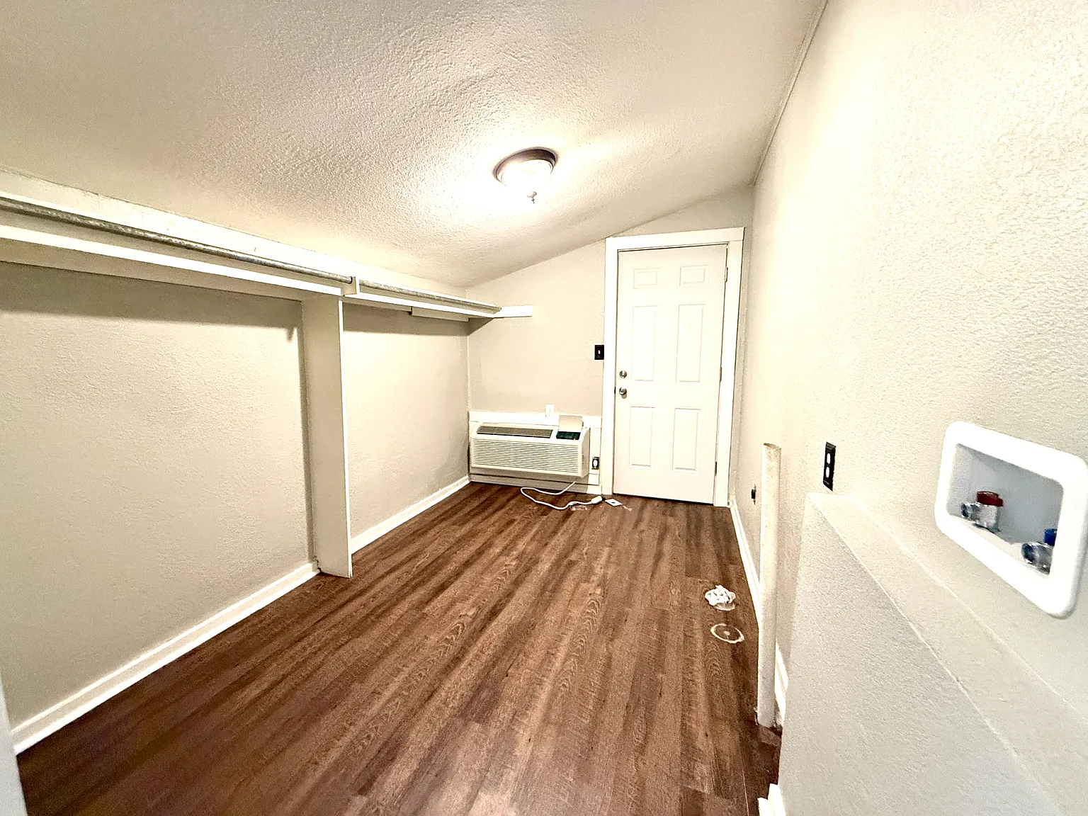 1001 Bailey Street Southeast - 1 — Photo 3