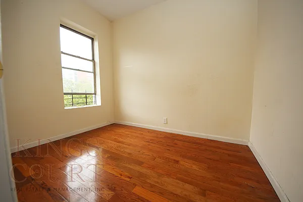 Rented by Kings Court Real Estate | media 23