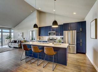 9506 Watts Rd #605-220, Verona, WI 53593