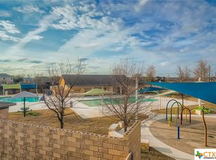 612 W Copper Ct, Jarrell, TX 76537