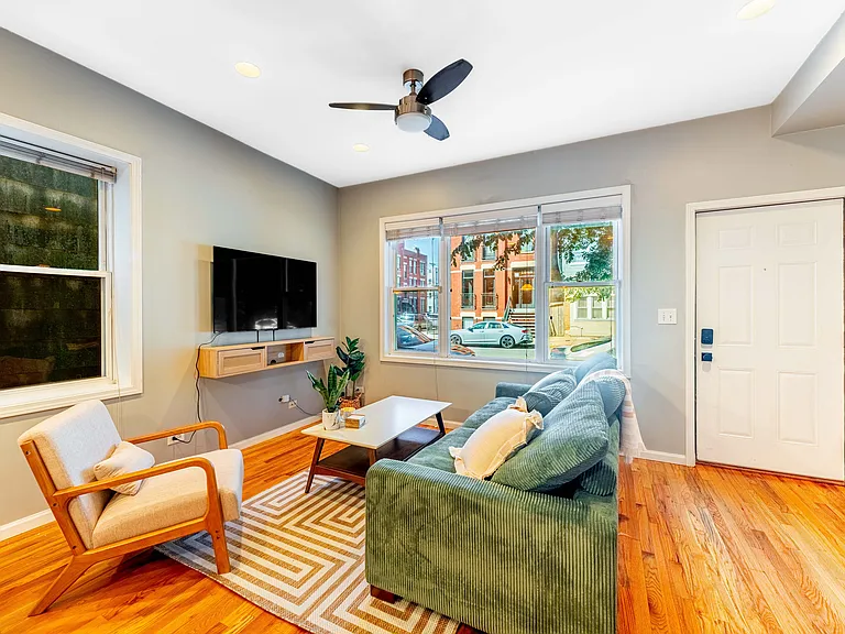 1247 W Ohio St #1 — Photo 3