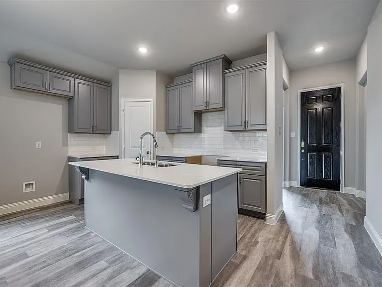 2816 Inn Kitchen Way — Photo 3