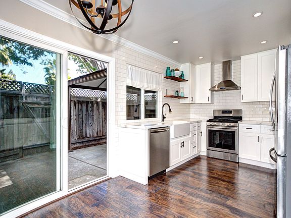 5th image of 5361 Persimmon Grove Ct