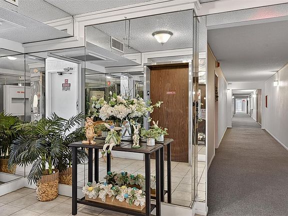 3rd image of 519 Albee Farm Rd APT 214