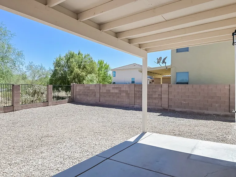 909 W Placita El Cauce Rico — Photo 17