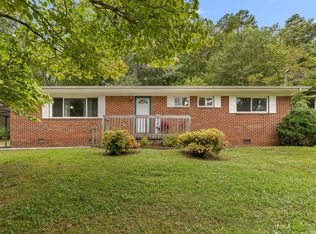 515 Hogan Rd, Rossville, GA 30741