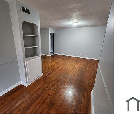 5th image of 2425 Malden Rd