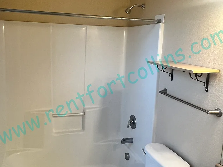 218 W Laurel St #101 — Photo 11
