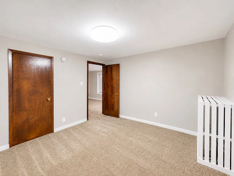 216 2nd Ave S #2 — Photo 7