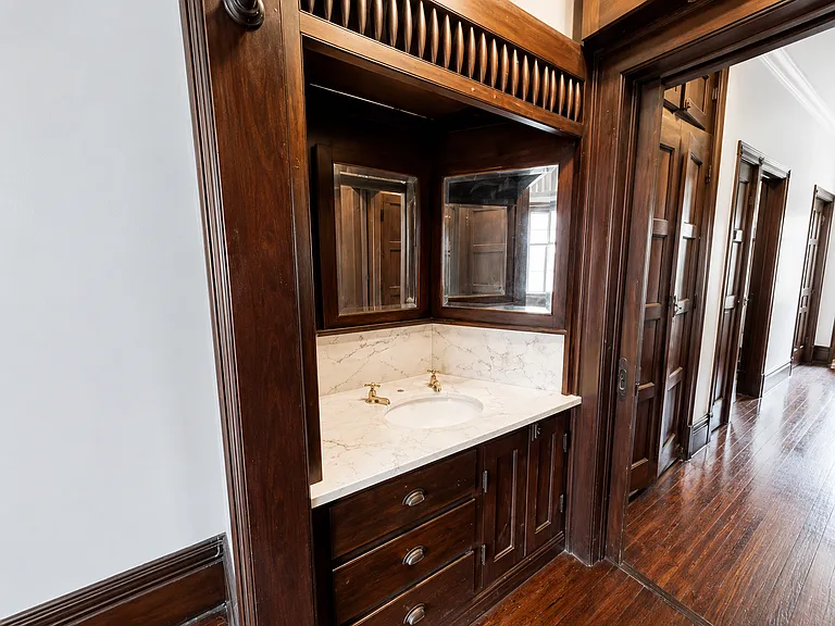 205 E Prospect Ave — Photo 15