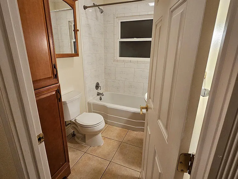 6306 SW 30th Ave — Photo 21