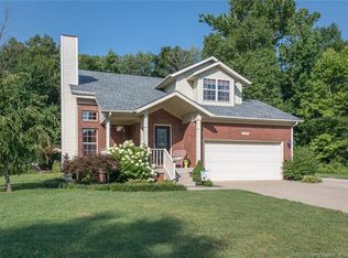 709 Hampton Ct, Sellersburg, IN 47172