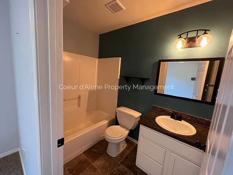 6720 W Legacy Dr — Photo 8