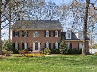 1005 Brookview Dr, Elon, NC 27244